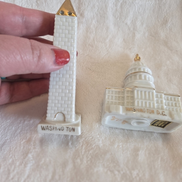Decorative Salt & Pepper Shakers Of The White House And Washington Monument DC - Picture 9 of 14